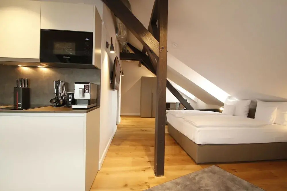 Amelie No 1 Hotel & Appartements