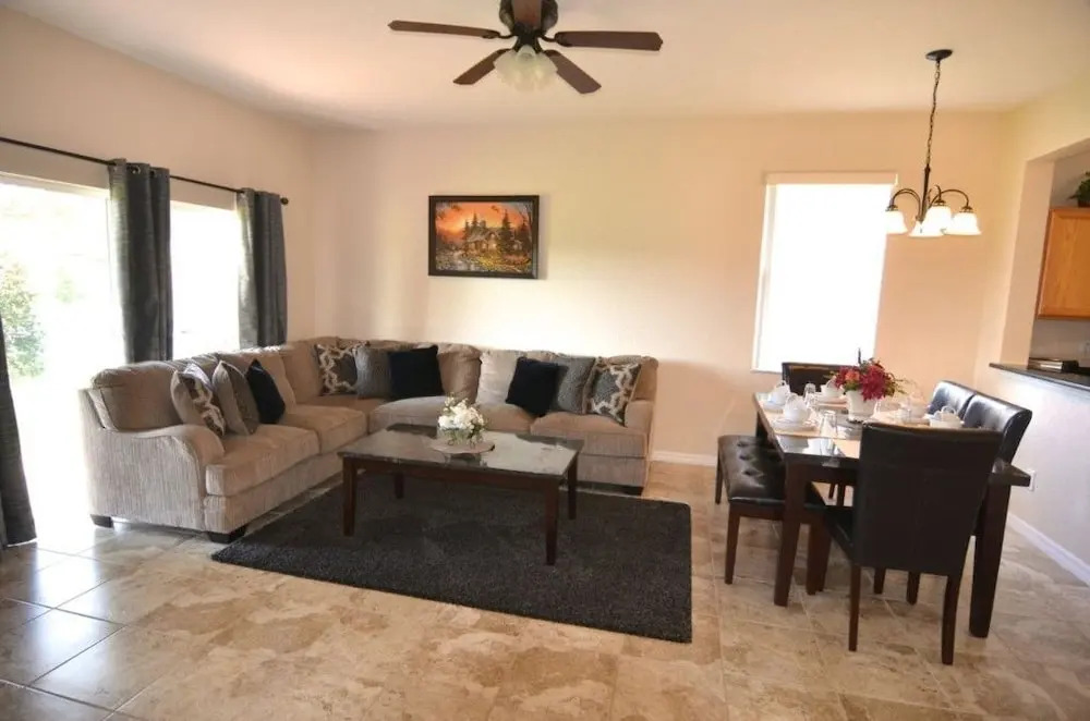 Amazing Townhome! Regal Palms - 745LAM