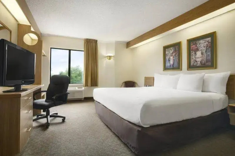 Econo Lodge At Carowinds