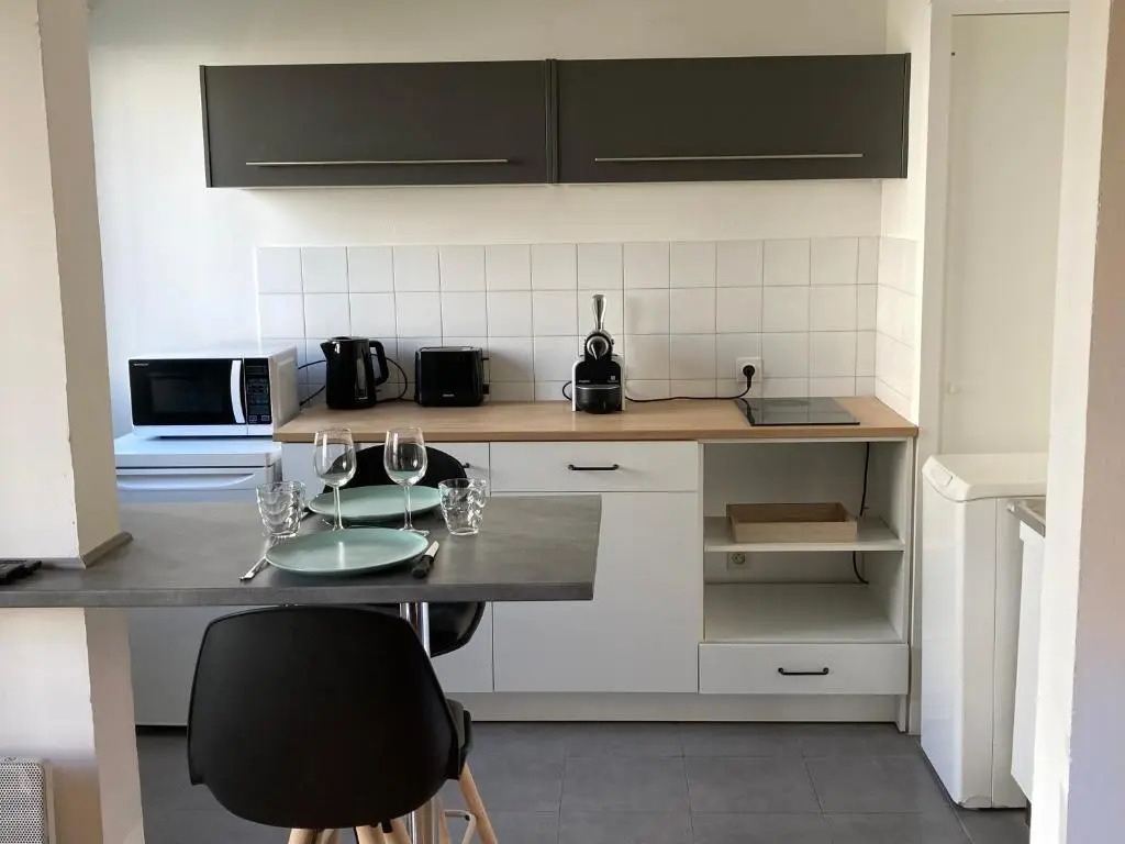 Lumineux Studio 30m² sur Cour - Proche Tram/Centre