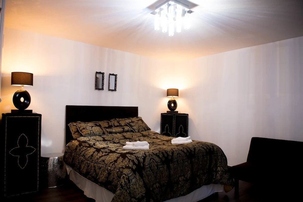 Luxury Executive Serviced Apartment