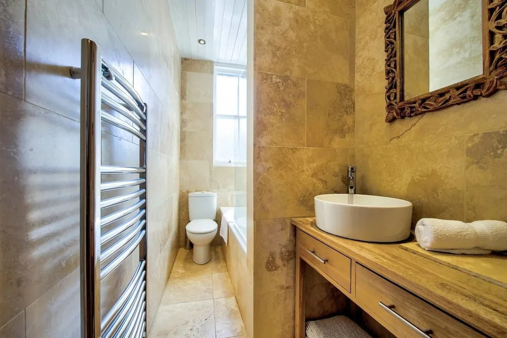 JOIVY Old Town 1-bed Apartment With Stunning Views