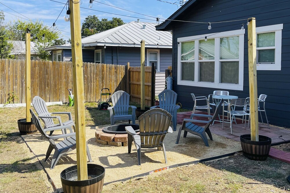 Charming San Antonio Home ~ 4 Mi to Downtown