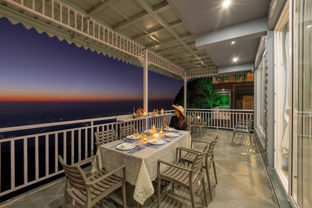 ELIVAAS Alpenglow 3 BHK Villa