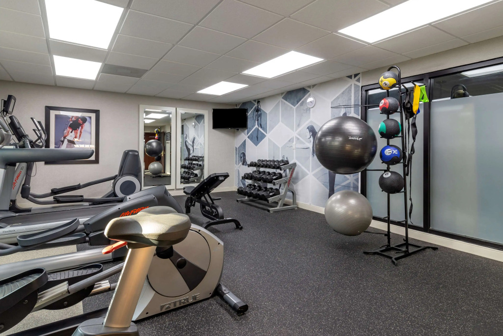 Best Western Plus Dalton Inn