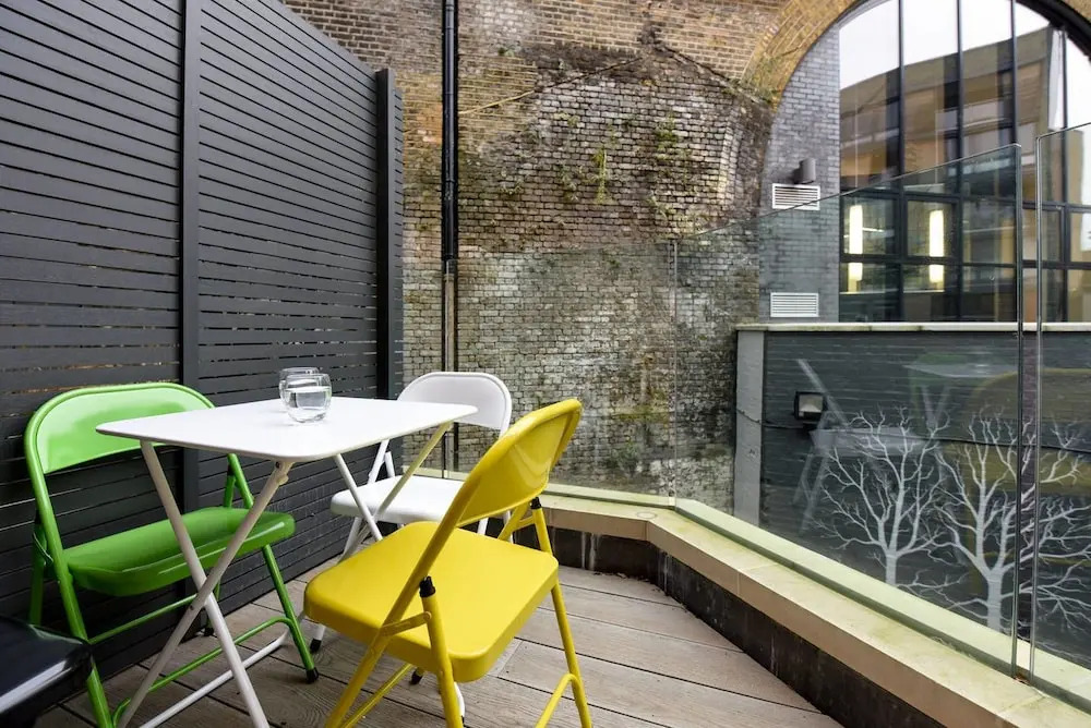 Loft Style Apartment in Central London! 2br!