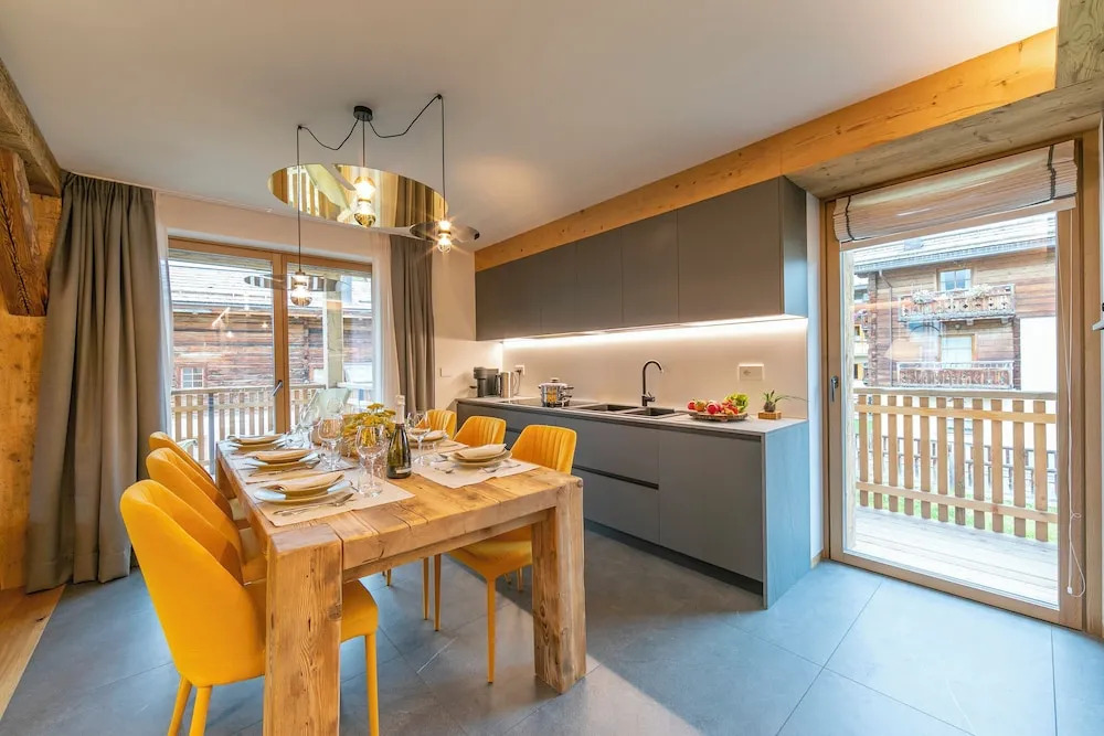 Lina, Giulia, Lucia - Happy Rentals