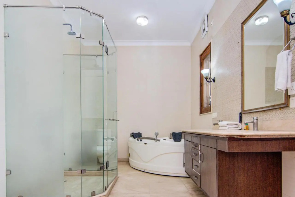 Hotel Ashray Noida