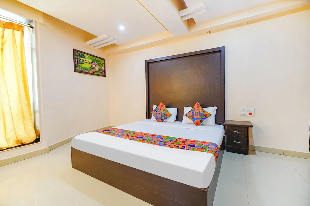 Fabhotel Bns Lodge