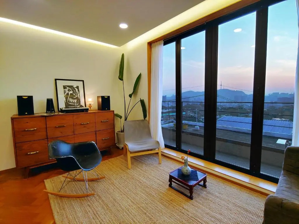 Naksan Balcony