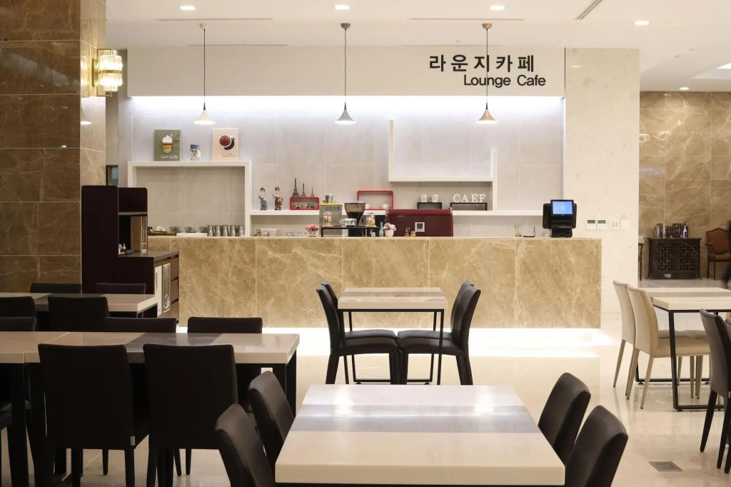 Muan Hotel The K