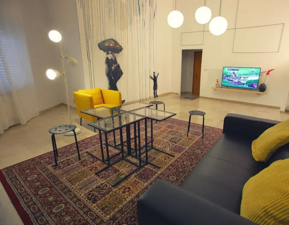 Dimora Hostel
