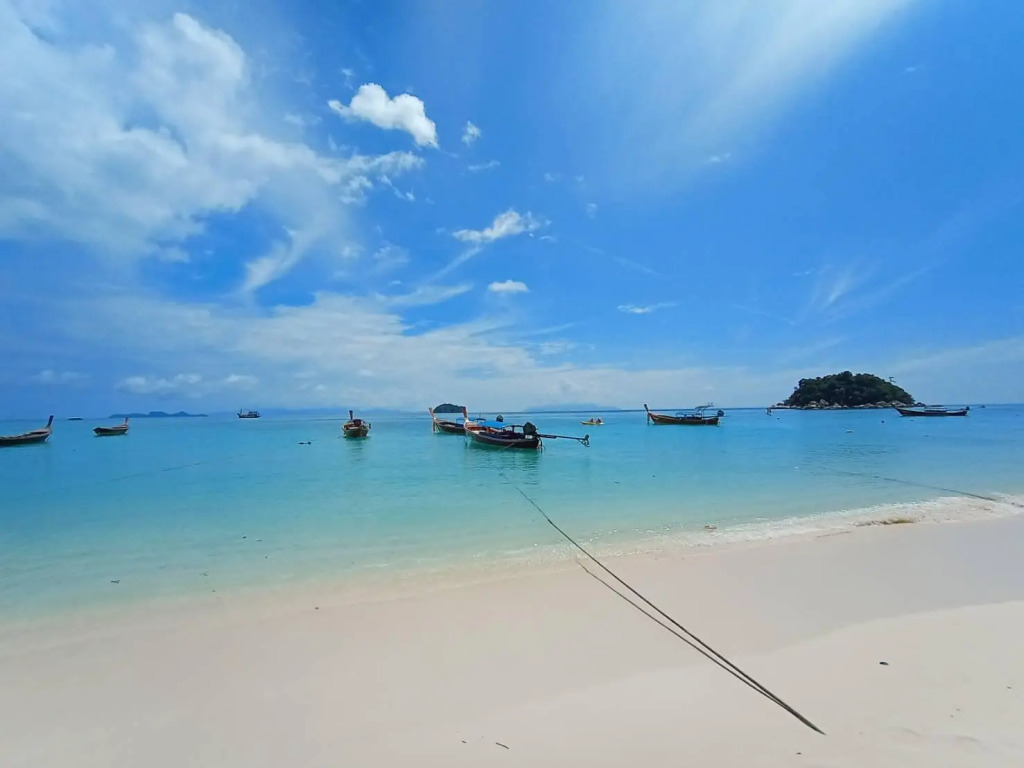 Coco Beach Bungalows