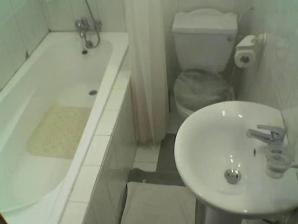 Eastoment Hotel