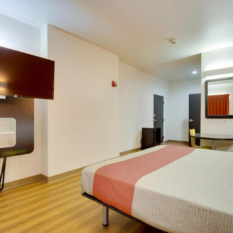 Motel 6-Tulsa, OK