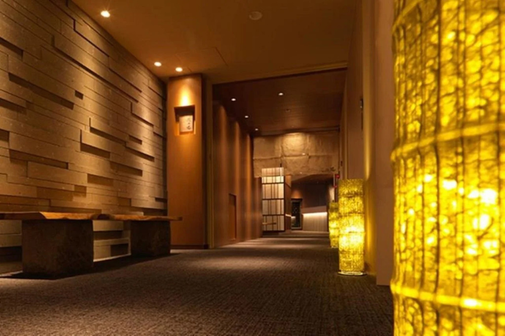 Century Royal Hotel