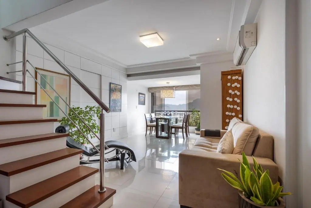 Pineapples LC2207 - Apartamento 3 quartos na Barra da Tijuca, com piscina no terraço e vista para o mar