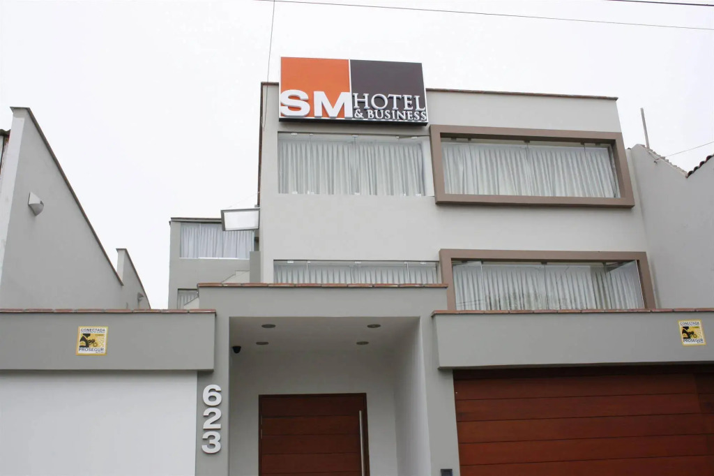 Sm Hotel And Business