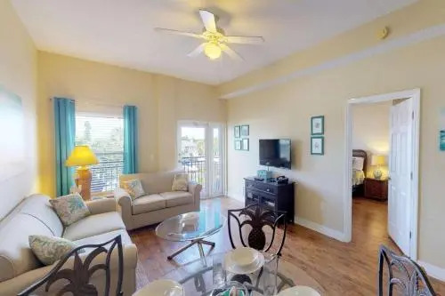 Madeira Bay Resort 305
