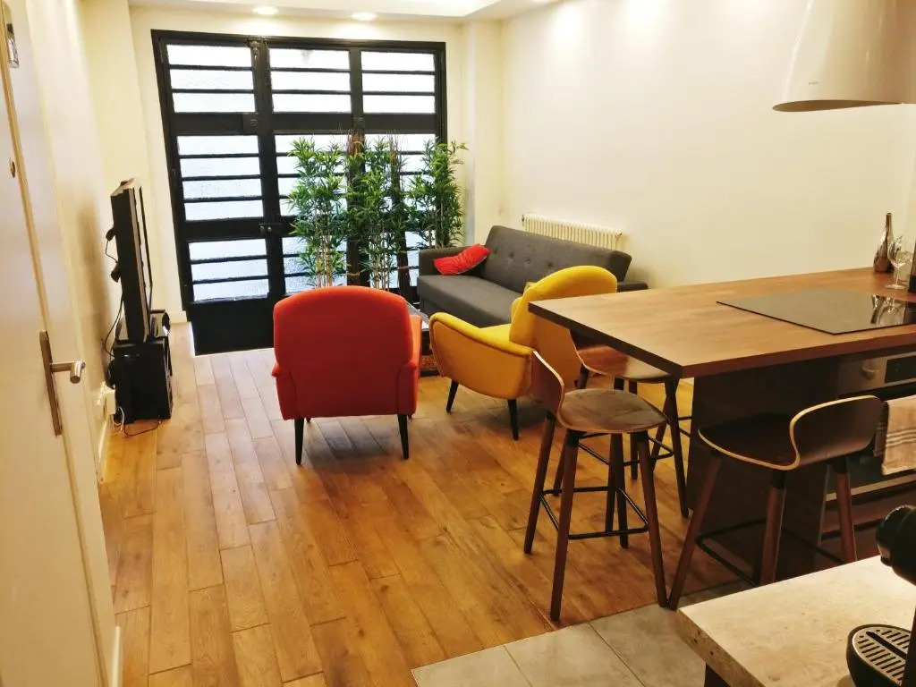 Montmartre - 3 Bedrooms apartment - 6 Guests - AC