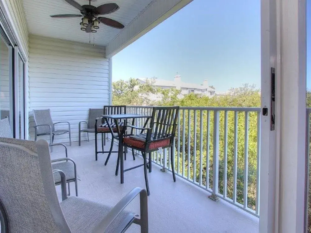 Mariners Pointe 202 2 Br Cabin by RedAwning