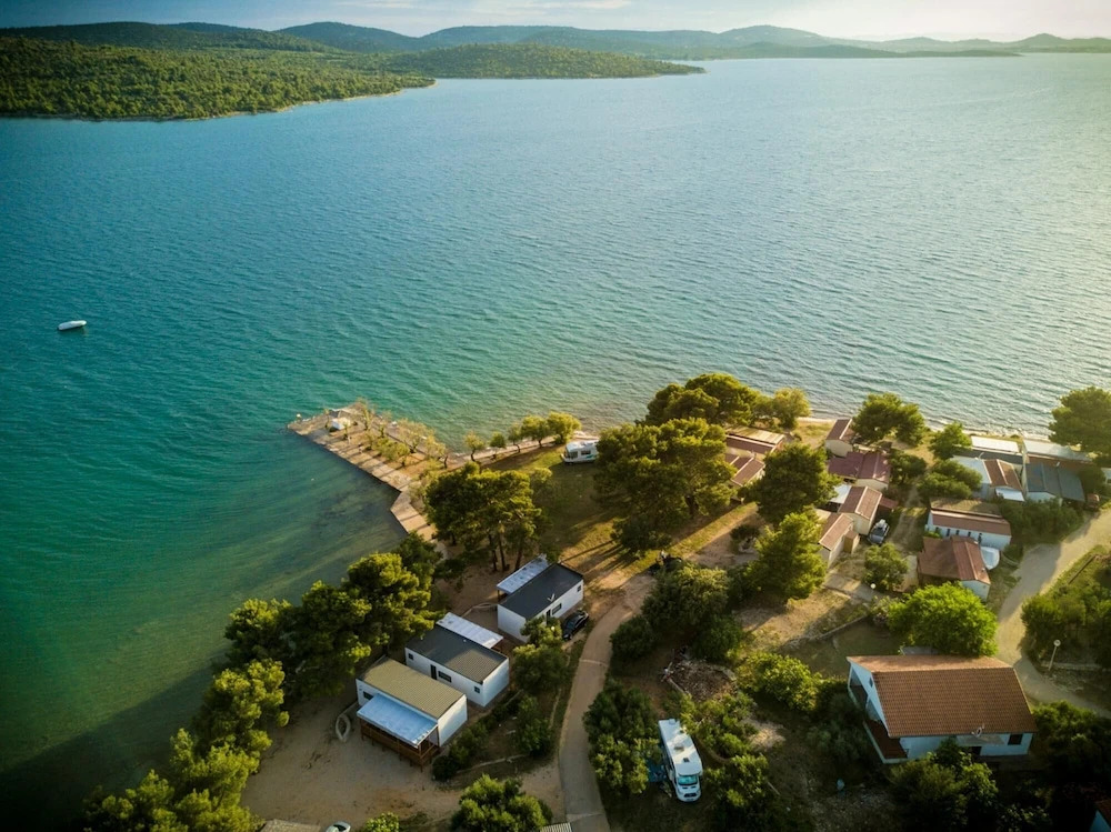 Mobile Home Pirovac 33