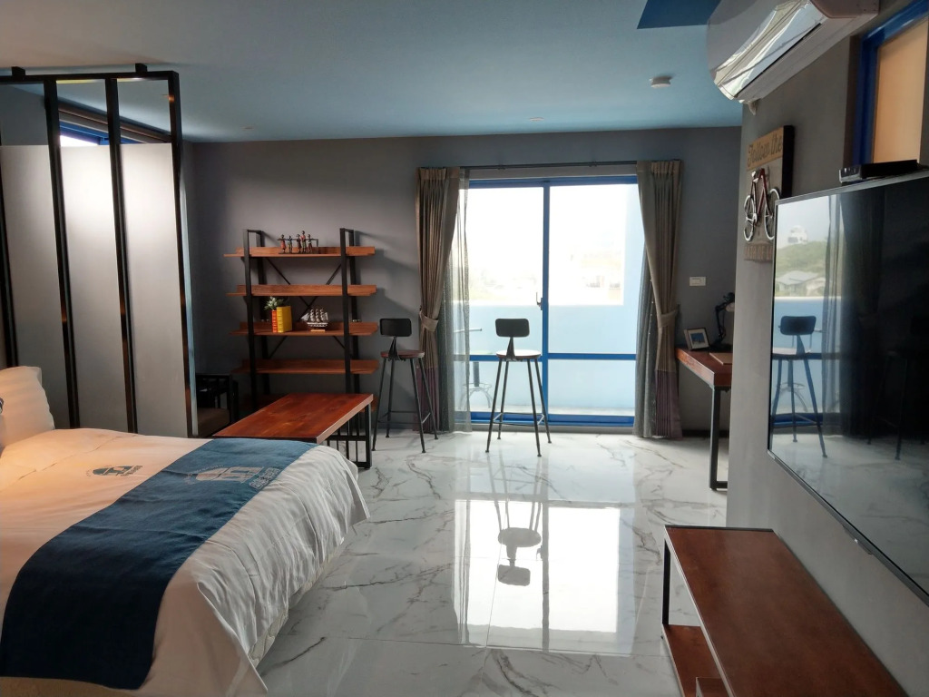White Mediterranean
