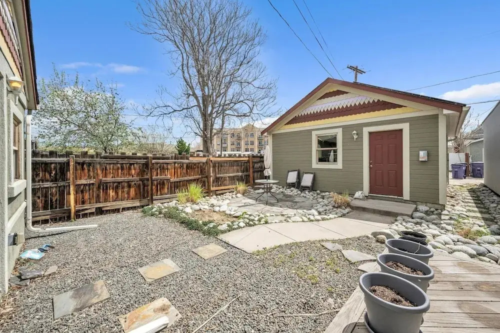 Stylish 2-story Home - Perfect Denver Location 2 Bedroom Home
