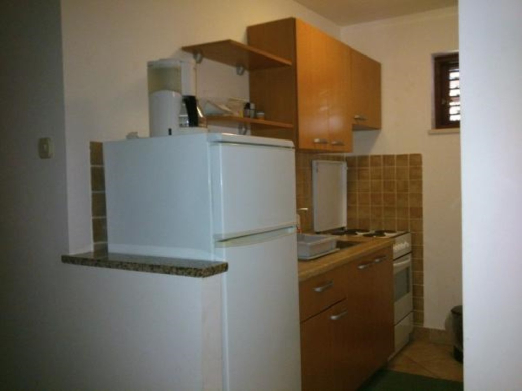 Apartment Mis - apartments close to sea: A1 Petrcane, Zadar riviera