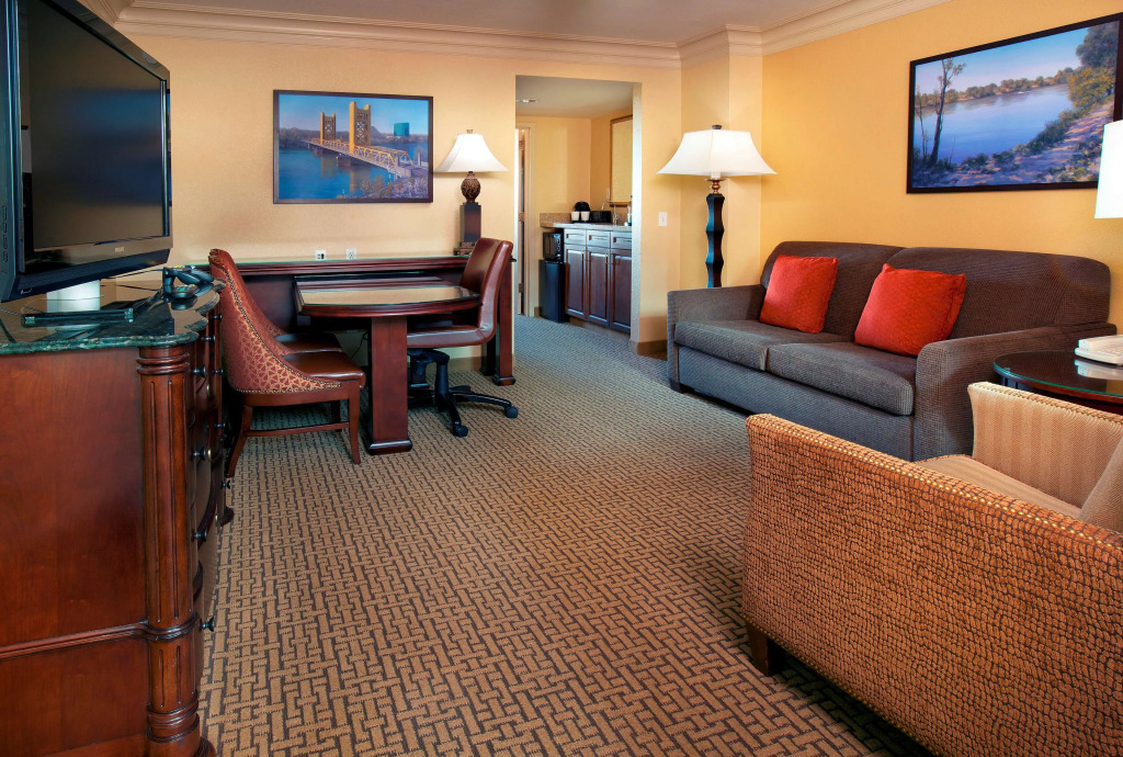 Embassy Suites by Hilton Sacramento Riverfront Promenade