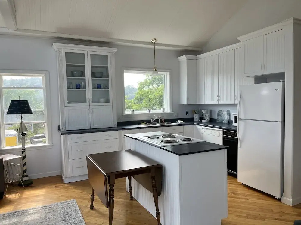 Spinneys Guesthouse & Beach Cottages
