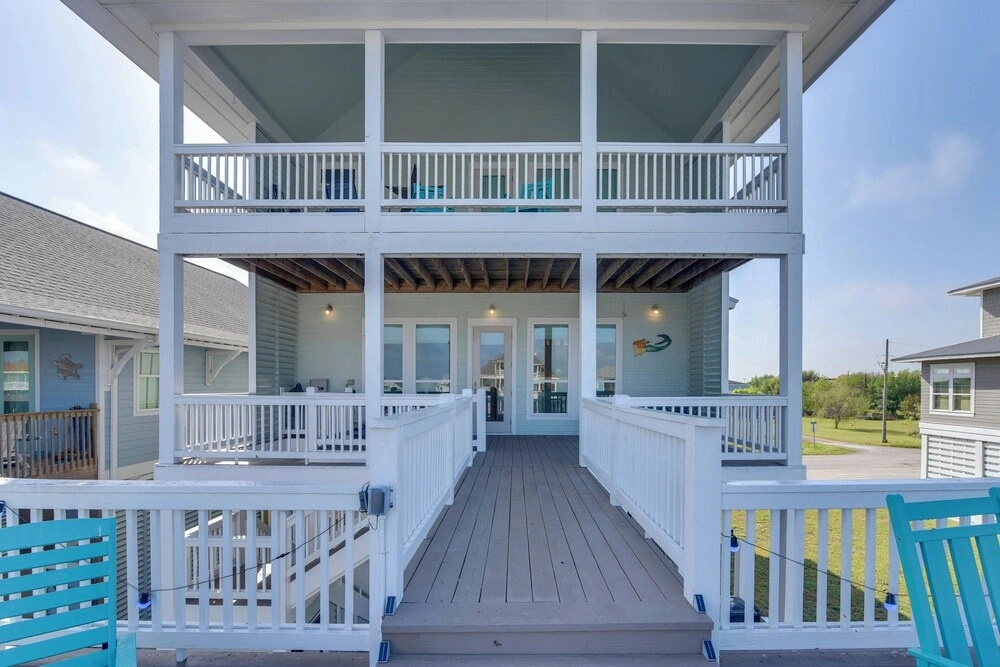 Walk to Beach! Bayfront Port Bolivar Home w/ Dock