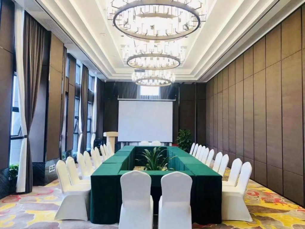 Vienna International Hotel (Chenzhou Guoqing South Road)