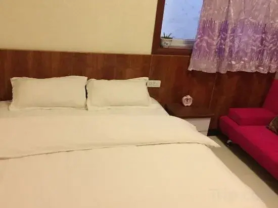 Zhumadian health Hotel