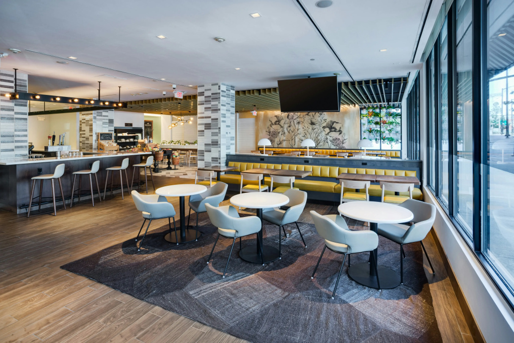 DoubleTree by Hilton Hartford Downtown