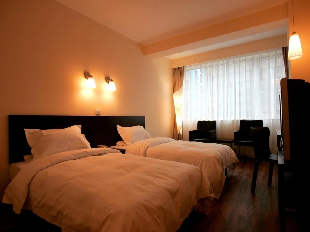 Sunjoy Hotel