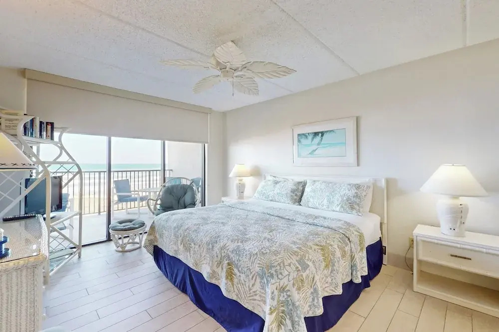 Gulf-front 2BR w/ Balcony: Suntide III - Unit 502