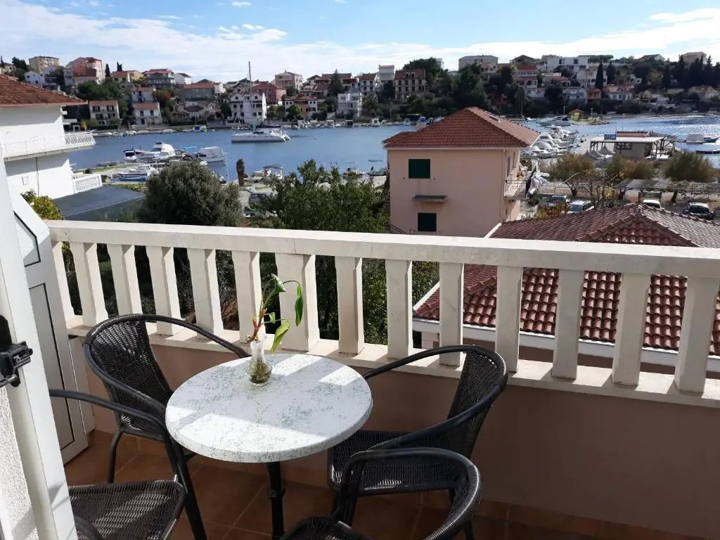 Apartments Vesna