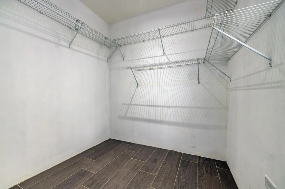 NEW Modern 2BR 2BA w Privatepool in Quiet Area