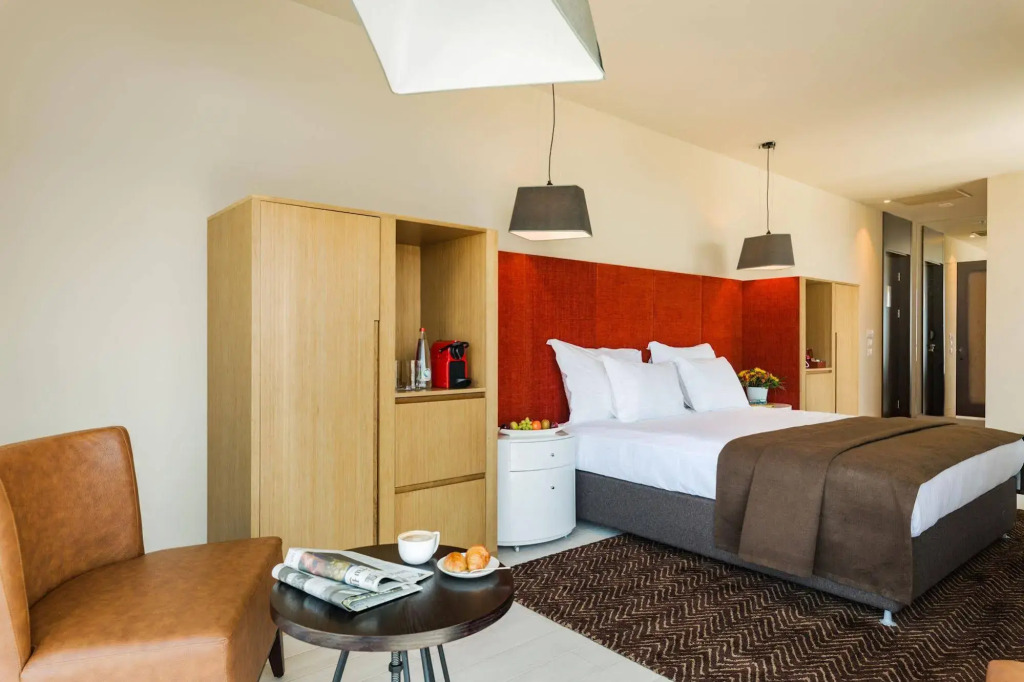 Prima Link Hotel