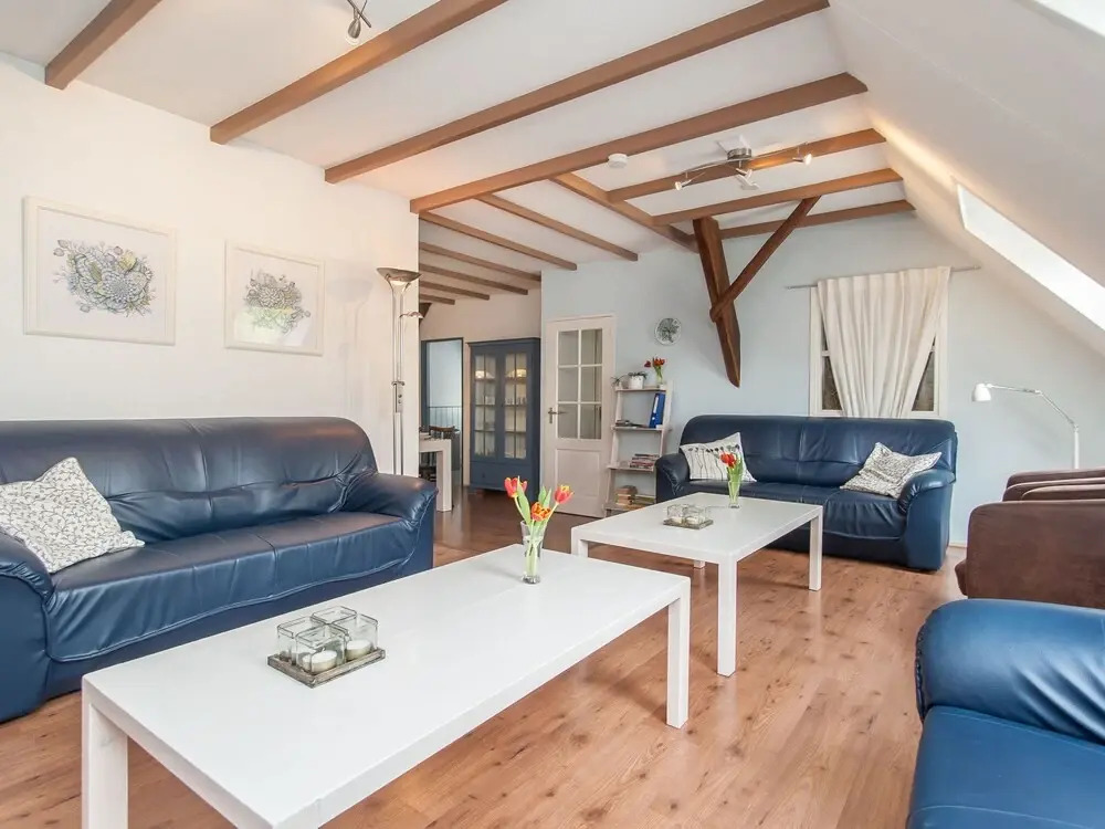 Inviting Farmhouse in 't Zand near Marine Museum