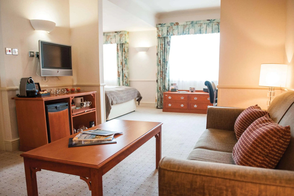 North Lakes Hotel and Spa