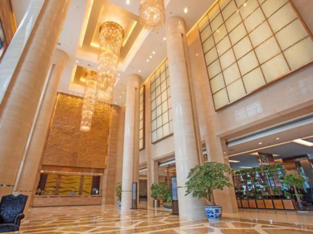 Jinlong Yufeng Hotel