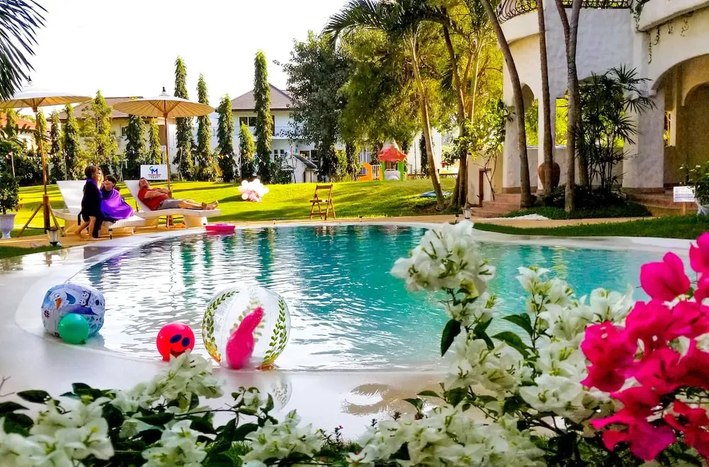Palm Springs City & Resort