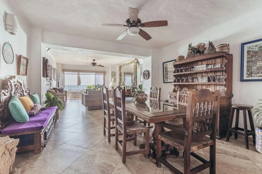 Ocean View 2Br Condo-balcony-beach-pool - 711