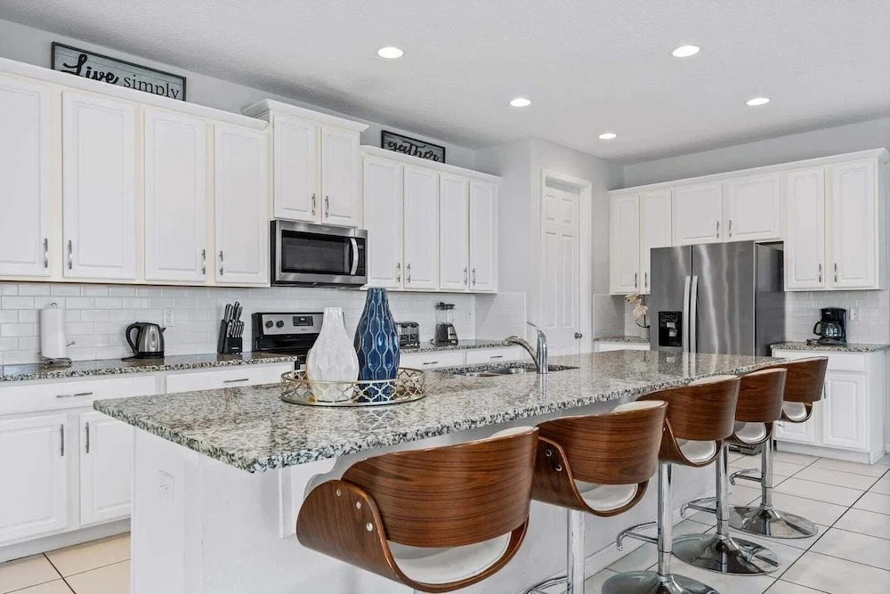 Ideal for Groups - 9br, 6BA Private Pool