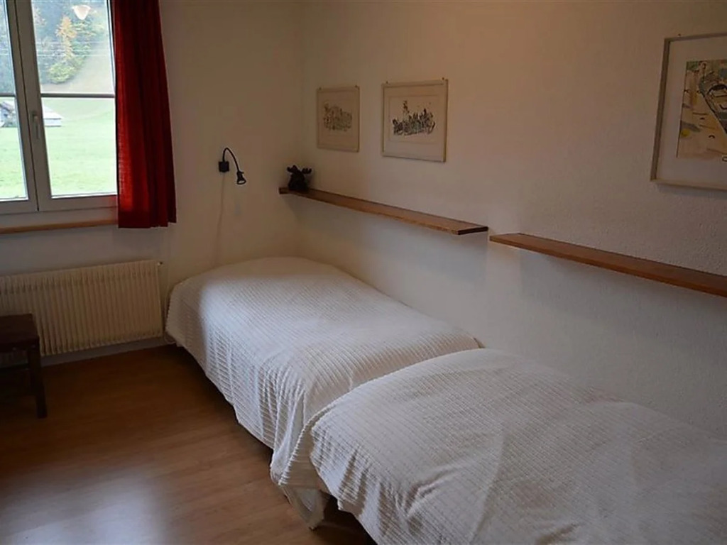 Apartment Oberland Nr- 3 by Interhome