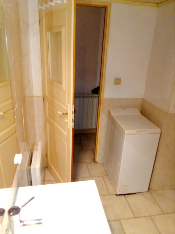 House With 2 Bedrooms in St Julien les Rosiers, With Enclosed Garden a