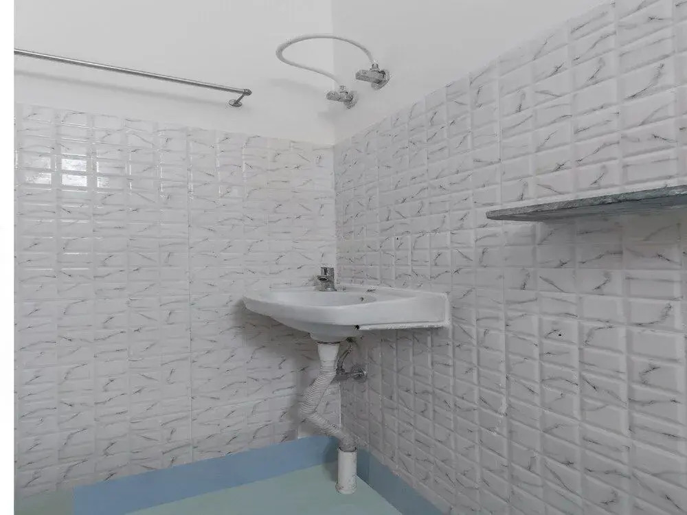 Hotel Comfort by OYO Rooms