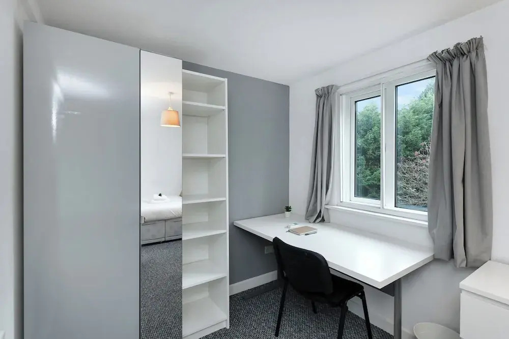 Montpellier Road 125